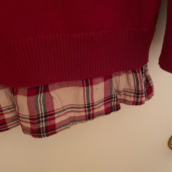 Rebecca Malone long sleeve sweater w/sewn in collar & bottom ruffle, red, size L - Picture 4 of 6